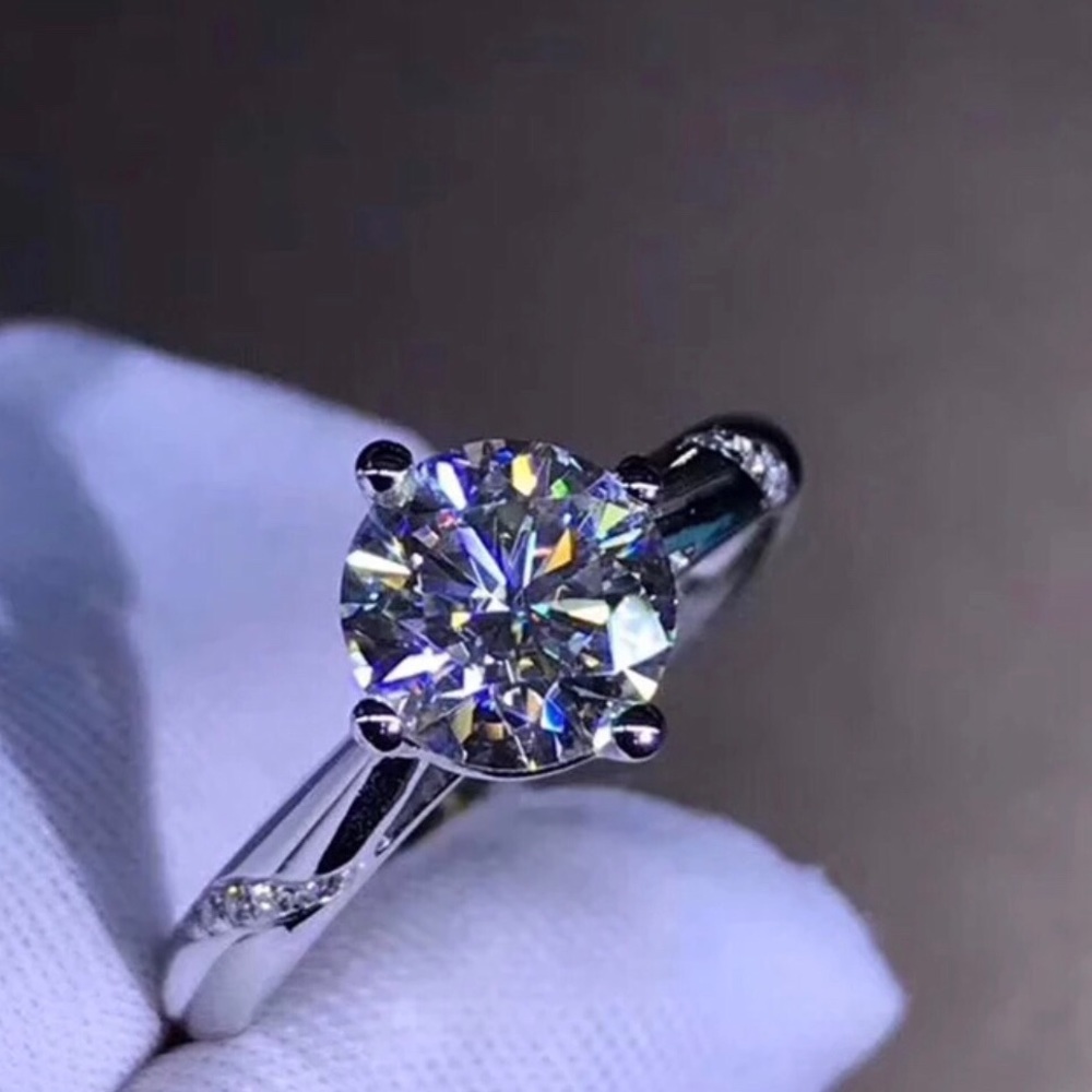 Solitaire Moissanite Engagement wedding ring
